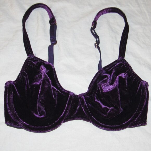 Vintage Warners VELVET BEWARE Purple Stretchy Cup Underwire Bra sz 34B - Picture 1 of 3